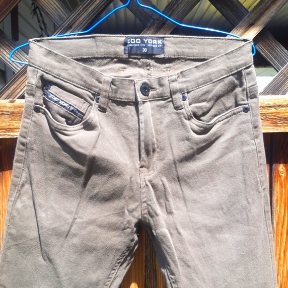 Zoo York Green straight cut Jean's - Picture 2 of 7